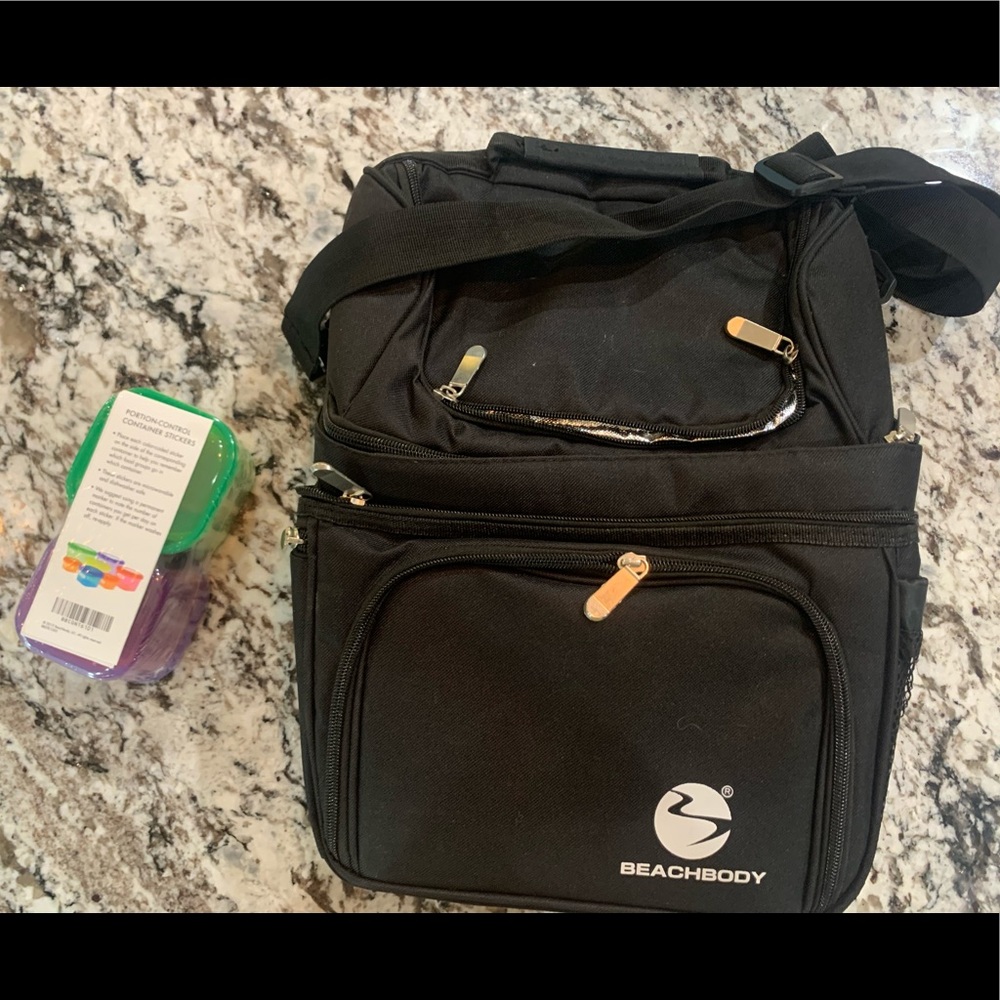 21 Day Fix Containers / Insulated tote bag
